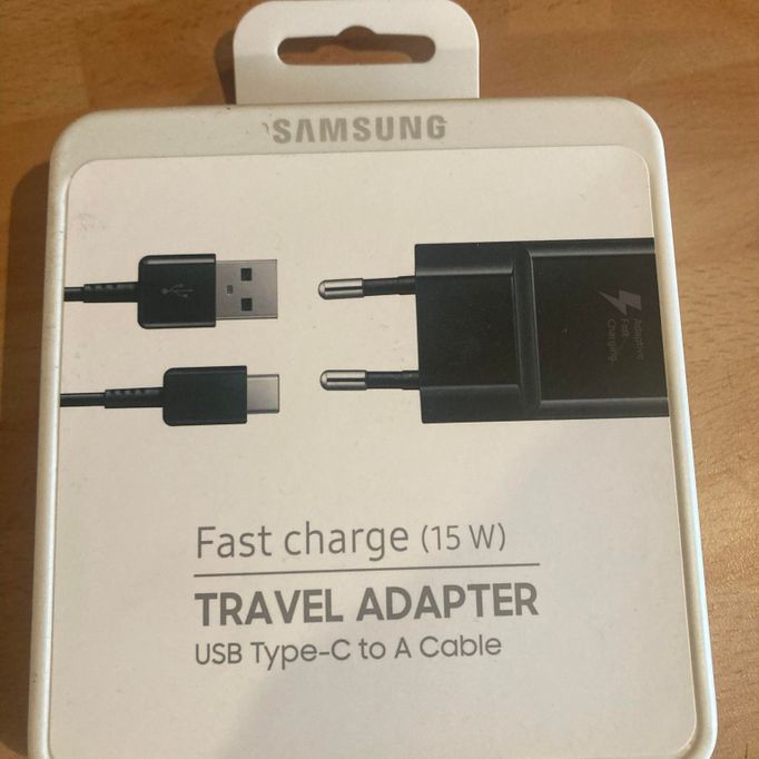 chargeur et câble type-c noir